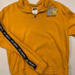MTV 1/4 zip